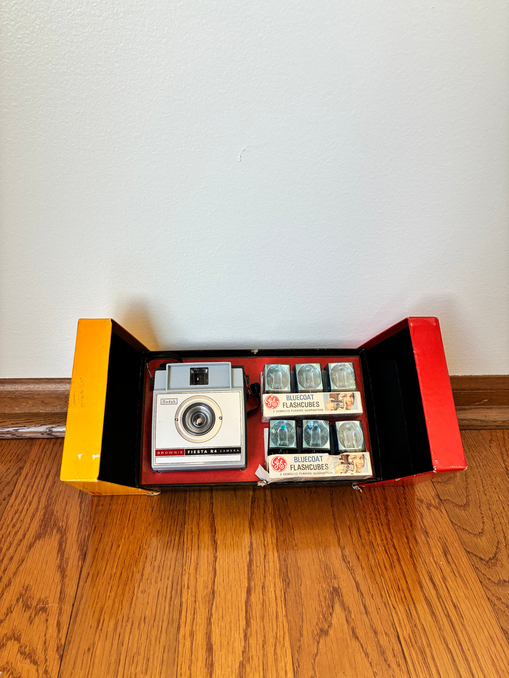 Kodak Brownie Fiesta R4 Camera