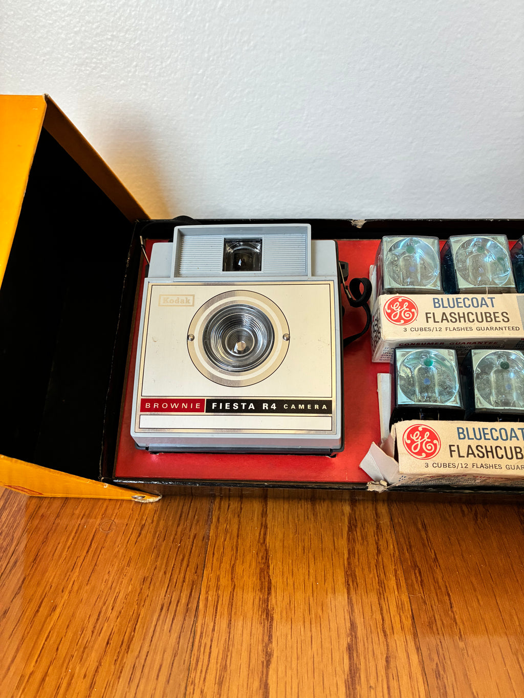 Kodak Brownie Fiesta R4 Camera