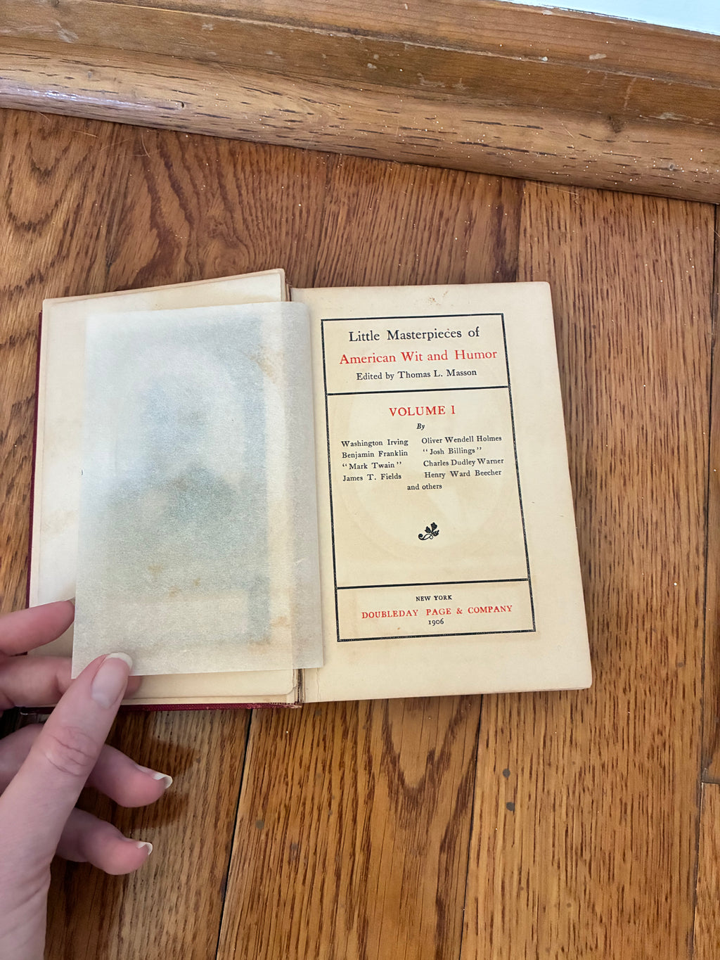 1906 volume of "Little Masterpieces of American Wit and Humor"