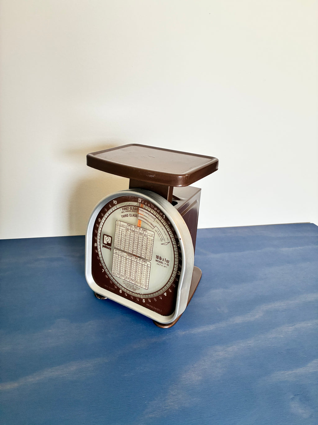 Postal Scale - Brown