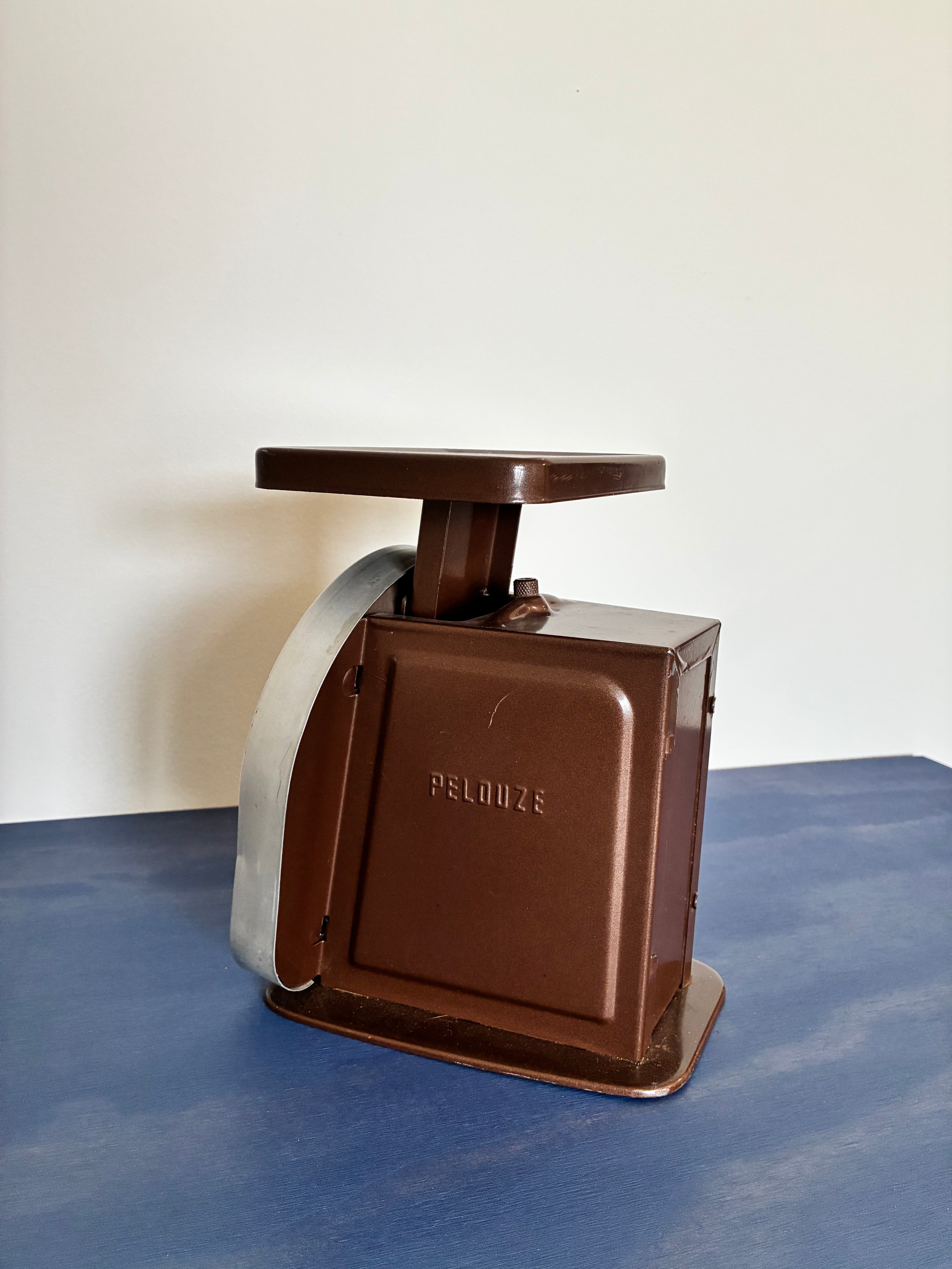 Postal Scale - Brown