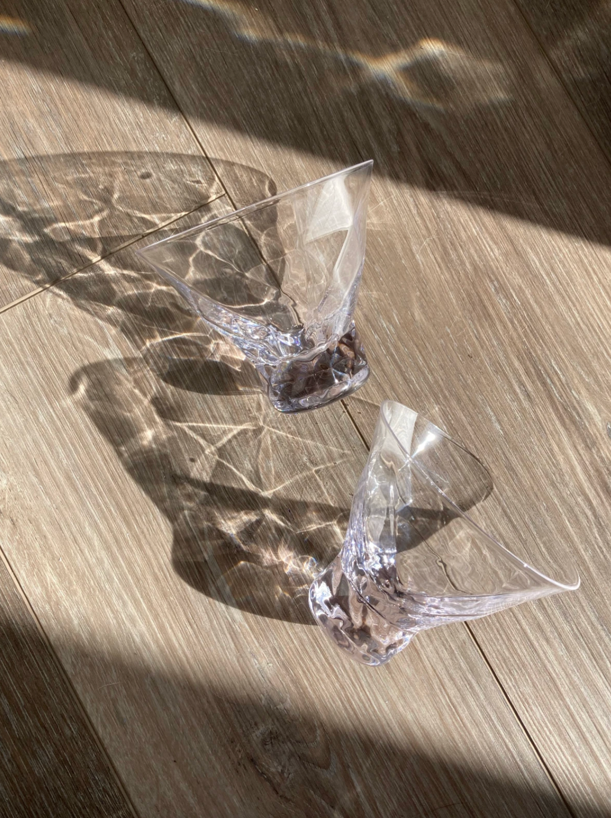 Diamond Shaped Stemless Glasses / Set of 2