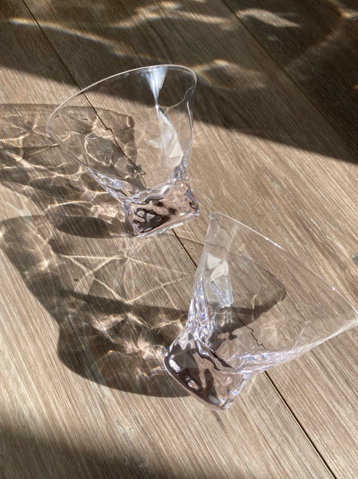Diamond Shaped Stemless Glasses / Set of 2